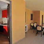 Karol Apartahotel Alguer