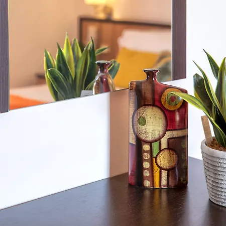 Hotel apartamentowy Karol