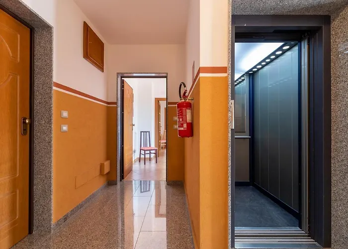 卡洛尔之家沃卡泽酒店 公寓式酒店 阿尔盖罗