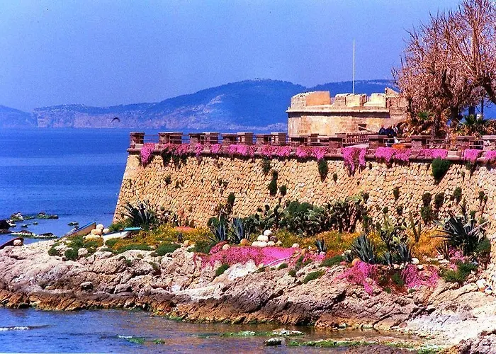 卡洛尔之家沃卡泽酒店 阿尔盖罗