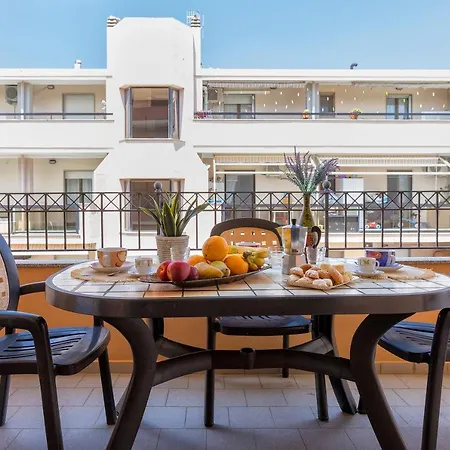 Aparthotel Karol 4*